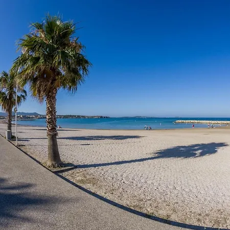 Apartman T2 With Shared Pool In Saint-Mandrier-sur-Mer