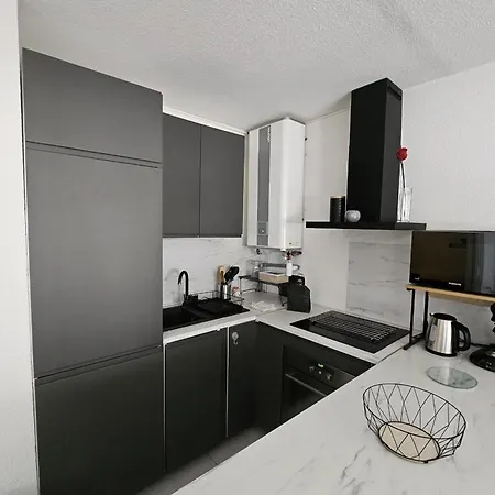 T2 With Shared Pool In Saint-Mandrier-sur-Mer