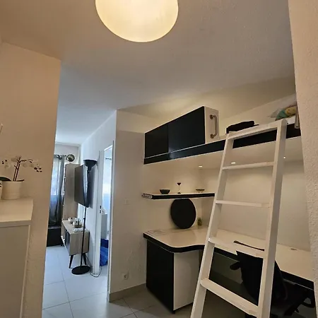 T2 With Shared Pool In Διαμέρισμα *